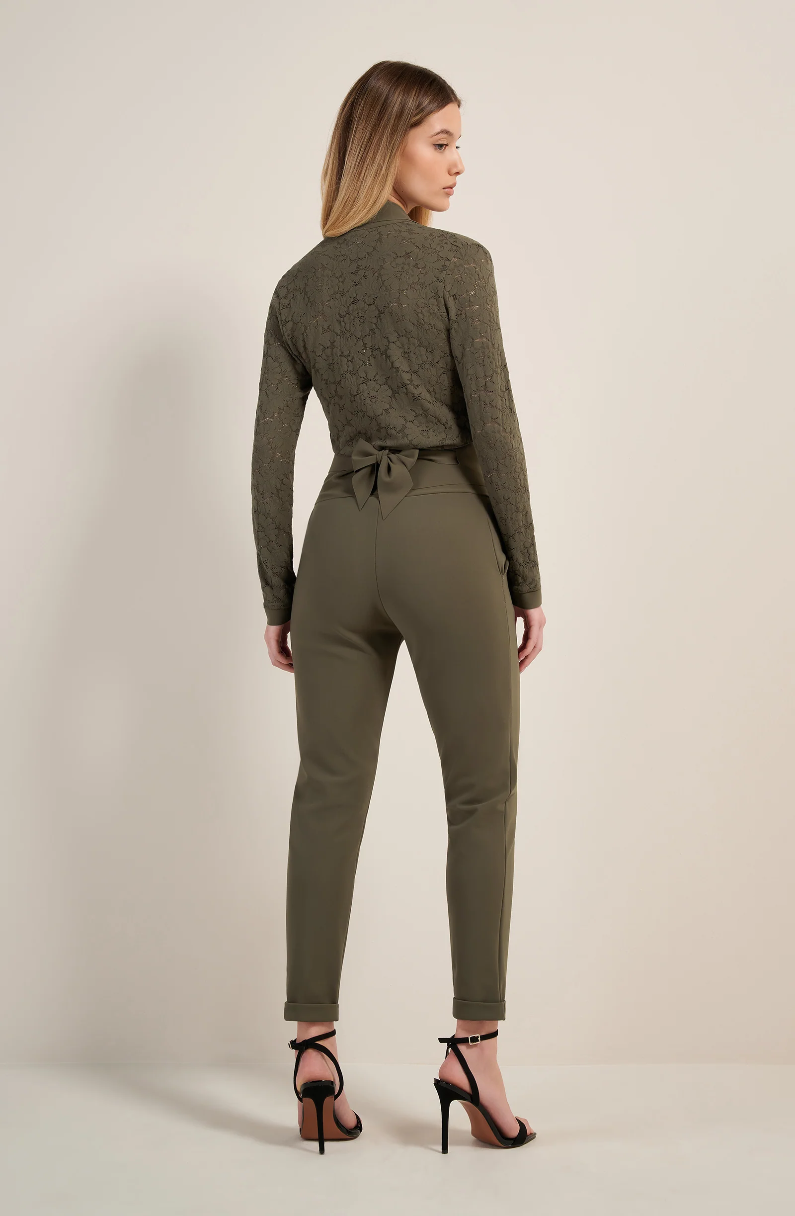 jazzi - lichen - Image 3